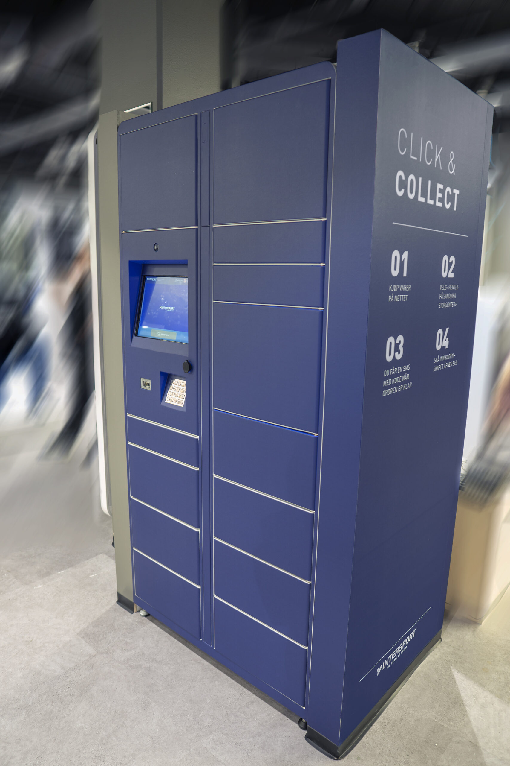 Parcel locker by StrongPoint for fast order pickup